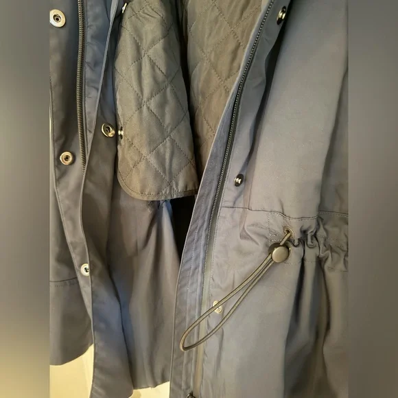 Weekend Max Mara Hooded Trench Jacket (inner Detachable vest) - Picture 6 of 7